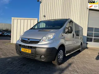 Opel Vivaro 2.0 CDTI L2H1 DC Bak defect!!