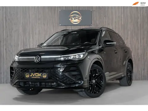 Volkswagen TIGUAN 1.5 eTSI DSG R-Line Pano IQ Camera Black Edition