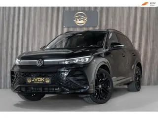 Volkswagen TIGUAN 1.5 eTSI DSG R-Line Pano IQ Camera Black Edition