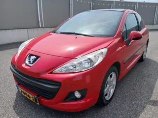 Peugeot 207 1.4 VTi Access (bj 2011)