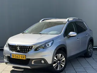 Peugeot 2008 BWJ 2019 | 1.2T 131PK GT-Line | TREKHAAK | LEDER/STOF | STOELVERW | CLIMA | NAVI | PDC 