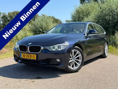 BMW 3-serie Touring 328i Upgrade Edition / Automaat / Airco / Navi / Leder Interieur / Elektrische A