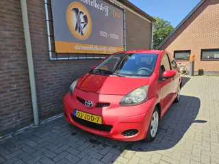 Toyota Aygo 1.0-12V (bj 2009)