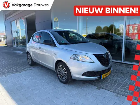 Lancia Ypsilon 0.9 TwinAir Elefantino Plus MOOIE ZUINIGE AUTO