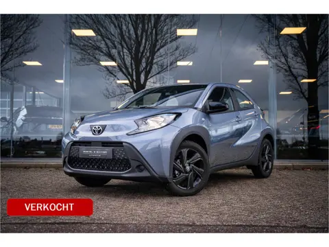 Toyota Aygo X 1.0 VVT-i S-CVT Play ** Navigatie ** Camera ** LM Velgen