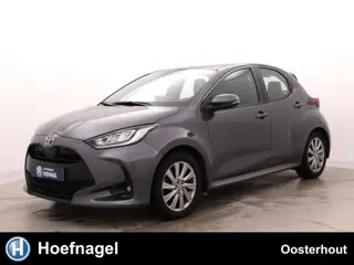 Toyota Yaris 1.5 Hybrid Business Plus | Automaat | Head-up display | Camera | Lane Assist | Keyless 