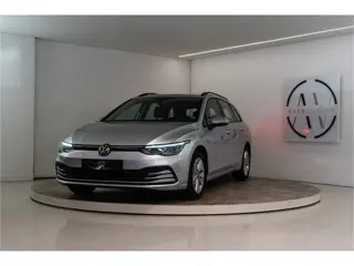 Volkswagen Golf Variant 1.0 eTSI Life 111PK | Sfeer | Carplay | Dodehoek&ACC | Stoel&Stuurverw. | Ga