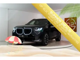 BMW X3 30e xDrive M-Sport 299PK | Sophisto | Glow | Pano | Harman/Kardon | Sfeer | 360 | VOL! Fabrie