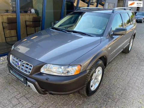 Volvo XC70 2.5 T Summum AWD Automaat LEER / XENON / TREKHAAK