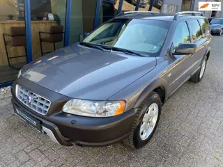 Volvo XC70 2.5 T Summum AWD Automaat LEER / XENON / TREKHAAK