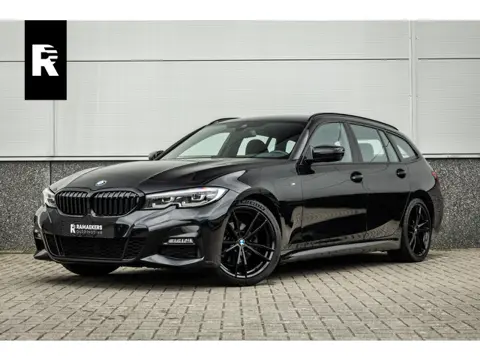 BMW 3 Serie Touring 320i M Sport High Ex Camera / HiFi / Trekhaak / 19inch /