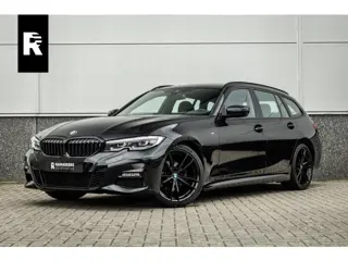 BMW 3 Serie Touring 320i M Sport High Ex Camera / HiFi / Trekhaak / 19inch /