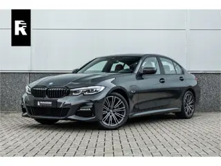 BMW 3-serie 320e M-Sport Dravitgrau / Schaal stoel / HiFi / Camera /