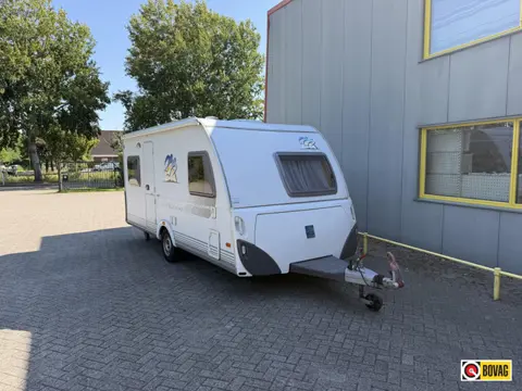 Knaus Sudwind 450 FU Zakluifel, Tempo 100