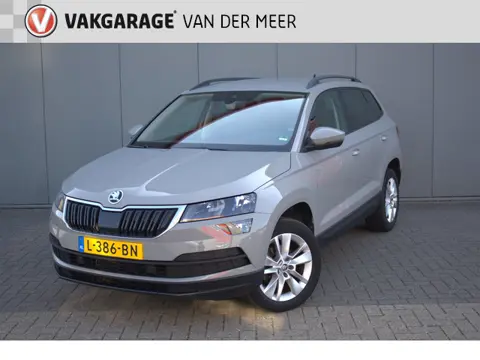 Skoda Karoq 1.5 TSI ACT AUTOMAAT / TREKHAAK / CARPLAY / ACC