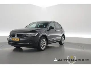 Volkswagen Tiguan 1.5 TSI Life | Rijklaar!! | Adapt. Cruise | Trekhaak | Navi | Stoel- Stuurverw. | 