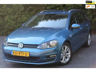 Volkswagen Golf Variant 1.0 TSI Connected Series 116PK | Parkeercamera | Navigatie | Trekhaak | Crui