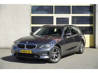 BMW 3 Serie Touring 318i Automaat! Executive Sport BJ2021 Lmv 17" | Led V+A | Pdc | Elek. achterklep