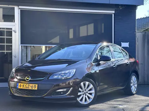 Opel Astra 1.4 Turbo Cosmo 1e EIGENAAR / CLIMA / CRUISE / NAVI / ORGINEEL NL