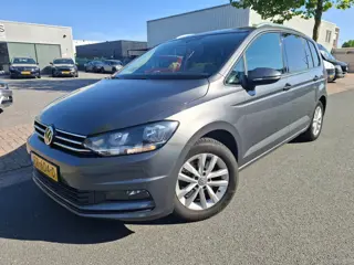 Volkswagen Touran 1.6 TDI SCR Comfortline Business AUTOMAAT/PANO/CAMERA!