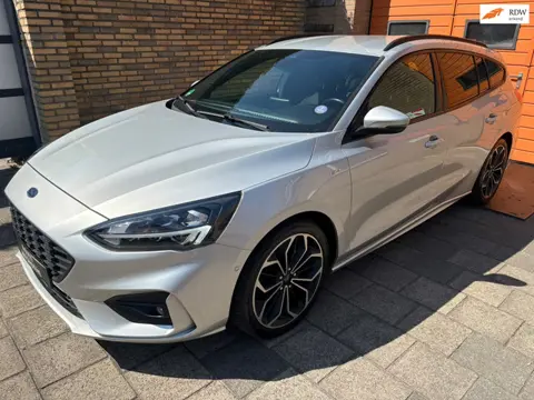 Ford Focus Wagon 1.0 EcoBoost ST Line Business