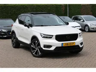 Volvo XC40 1.5 T5 Twin Engine R-Design / Panoramadak / Camera / 20'' / Stoel+Stuurverwarming / CarPl