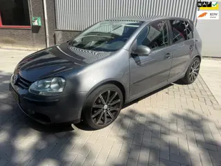 Volkswagen Golf 1.6 FSI Turijn