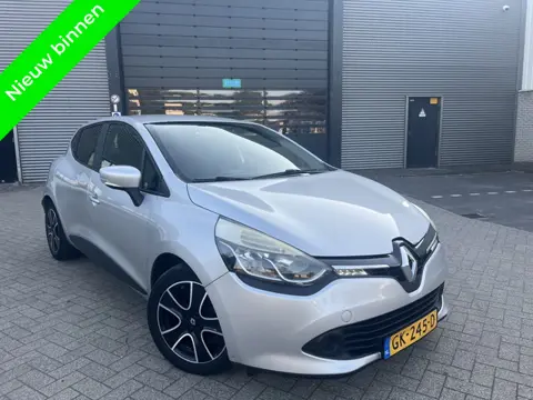 Renault Clio 1.5 dCi Clima Bleutooth Navi Parkeersensor
