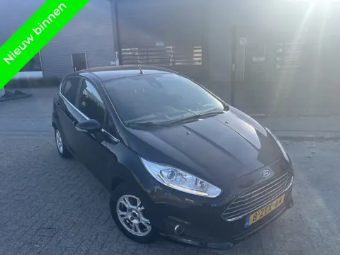 Ford Fiesta 1.5 TDCi Tit. Keyless|Camera|Lage Km (bj 2015)