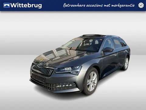 Škoda Superb Combi 1.4 TSI iV Style / AUTOMAAT/ PANO/ TREKHAAK/ STANDKACHEL/ MEMORY SEAT/ ELEK.KLEP/