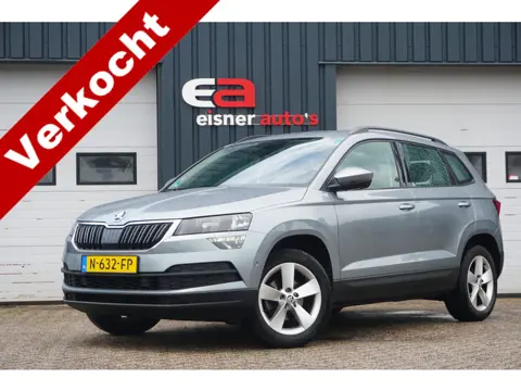 Škoda Karoq 1.0 TSI Business Edition | TREKHAAK | CARPLAY | ECC | PDC | NAVI |