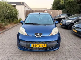 Peugeot 107 1.0-12V XS