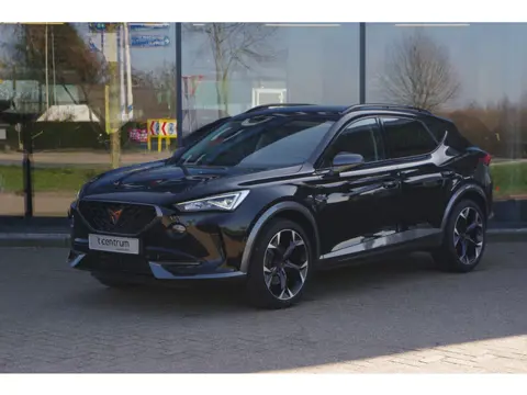 CUPRA Formentor 1.4 e-Hybrid 204 PK Adrenaline PHEV, 19" LM, Carplay, Winterpakket, Adap. Cruise Con