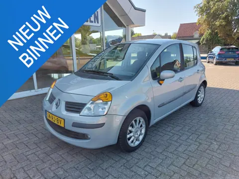 Renault Modus 1.4-16V Privilège Luxe Budget topper, Trekhaak, airco,  weinig kilometers