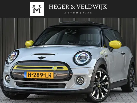 MINI Electric Yours 33 kWh | NL-Auto | Dealeronderhouden | Panoramadak | Harman/Kardon | HUD | Camer