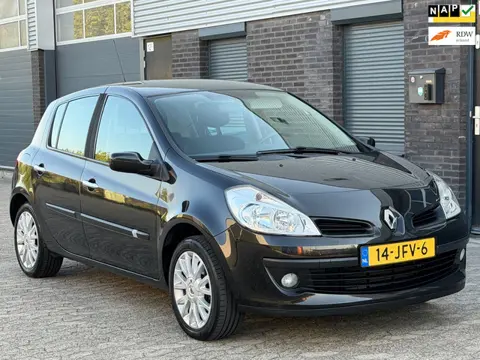 Renault Clio 1.2-16V Collection 5drs AIRCO CRUISE PDC TREKHAAK NAP
