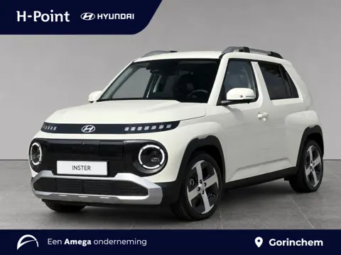 Hyundai INSTER Evolve Sky 49kWh 116pk | UIT VOORRAAD LEVERBAAR | 360° CAMERA | STOELVERW. | PARKEERS