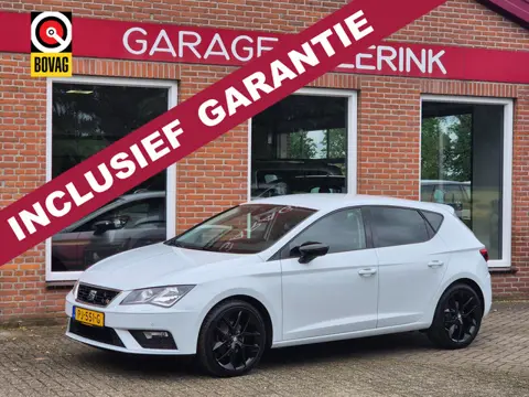 Seat Leon 1.0 EcoTSI Style Business Intense 116PK 5drs clima, cruise, navi, pdc, lmv, keyless, carpl