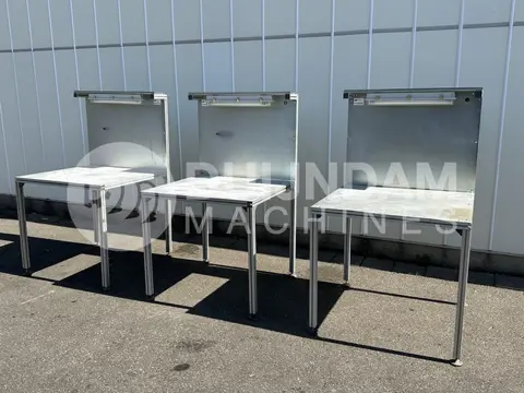 Werktafel aluminium frame, met gegalvaniseerd werkblad 100 x 95 cm