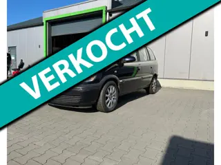 Opel Zafira 1.8-16V Comfort Navigator LM velgen Automaat Trekhaak Airco Cruise Dakrails