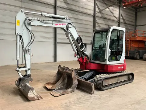 Takeuchi TB 153 FR (bj 2017)