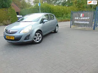 Opel Corsa 1.2-16V Cosmo