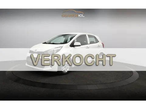 Kia Picanto 1.0 MPi DynamicLine Orig.NL / Camera / LM velgen / NAV / Carplay / Airco