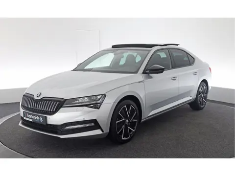 Škoda Superb 1.4 TSI iV Sportline Business (bj 2023)
