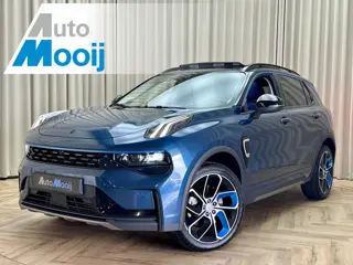 Lynk & Co 01 1.5 Panoramadak / Infinity Sound / Adaptive Cruise / Memory Seat / Apple Carplay