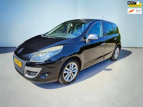 Renault Scénic 1.6 Parisiènne