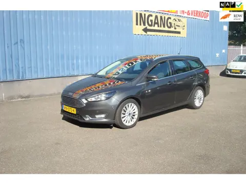 Ford Focus Wagon 1.5 Titanium, LEES ADVERTENTIE VOOR JE REAGEERD