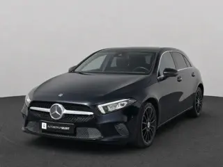 Mercedes-Benz A-klasse 200 | Widescreen | Carplay | Sfeerverlichting | AMG velgen | Camera | Stoelve