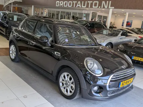 MINI 5-deurs 1.5 Cooper Chili Business Panoramadak, Airco, Cruise Control, Stuurbekrachtiging