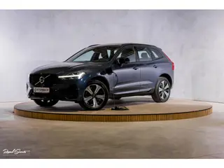 Volvo XC60 2.0 T6 Plug-in hybrid AWD Plus Dark | Panorama dak | Adaptieve cruise | Blis | Memory | H